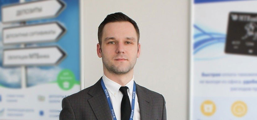 «Поможет снизить издержки». Банкир об отмене обязательной продажи валюты