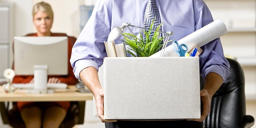 В январе уволено на 4 656 человек больше, чем принято на работу