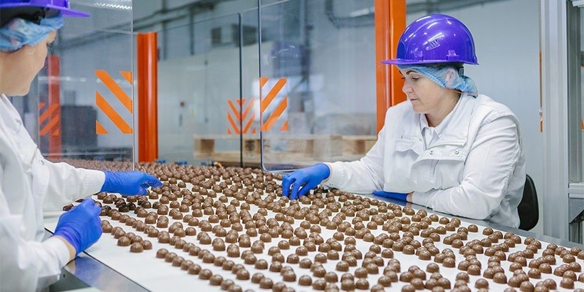 Лыж – больше, маек – меньше. Сколько и чего  делали в стране 5 лет назад и сейчас