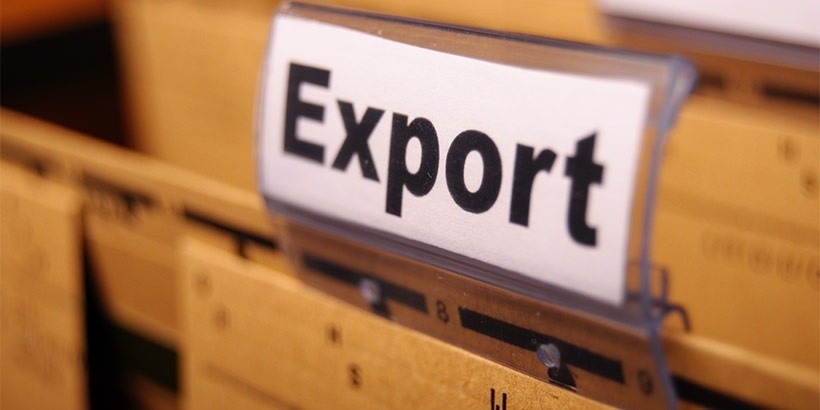 Внешняя торговля в августе сработала в маленький минус