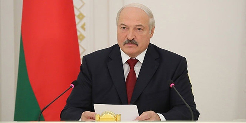 Президент потребовал большего роста экономики и зарплат