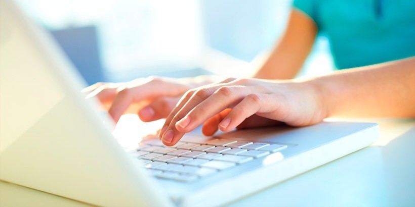 Сколько жители Беларуси тратят на обучение в интернете