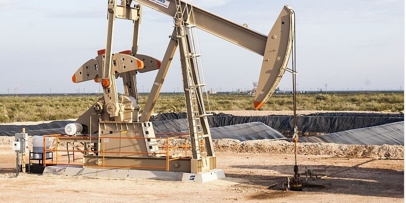 Как падение цены на нефть отразится на ценах на бензин в Беларуси?