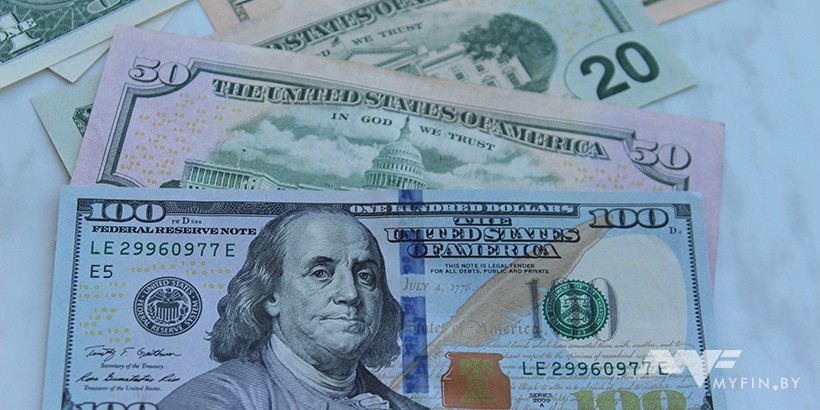 Белорусы в январе-апреле продали почти $3 млрд