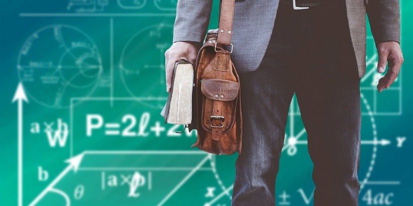 Учителям пообещали 80% от средней зарплаты по стране совсем скоро