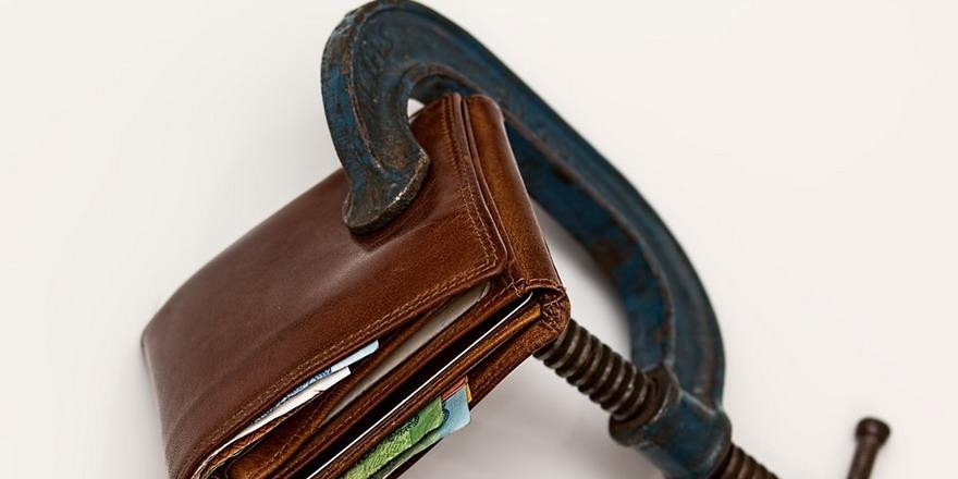 СМИ: банки в России повышают ставки из-за угроз закредитованности