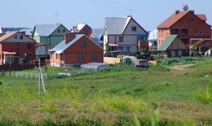 Дачи до $10 тысяч и хоромы за $500 тысяч: какие загородные дома ищут белорусы