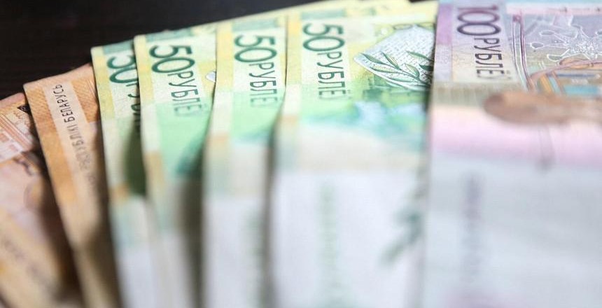 Рублевые вклады потеряли 5% годовых за пару месяцев. Сколько сейчас готовы платить банки?