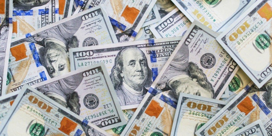 Ставки до 5%: обзор выгодных коротких вкладов в валюте