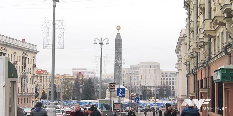 Пора соскочить с «долларовой иглы» – можно вместе с Россией. Мнение