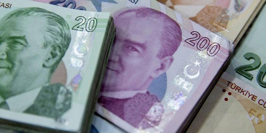 Турецкая лира просела к доллару на новостях о переизбрании Эрдогана
