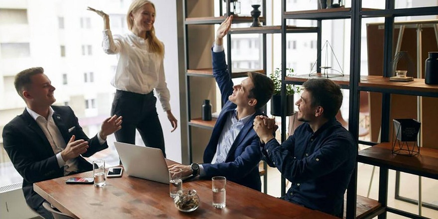 Санкции, уход международных компаний, релокейт специалистов – что происходит на рынке офисной недвижимости в Беларуси 