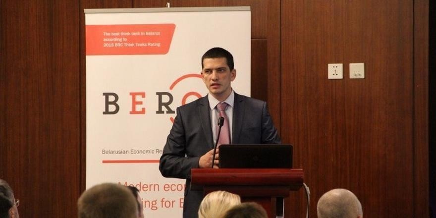 Мнение: обвал может быть неожиданным, хоть виден он издалека
