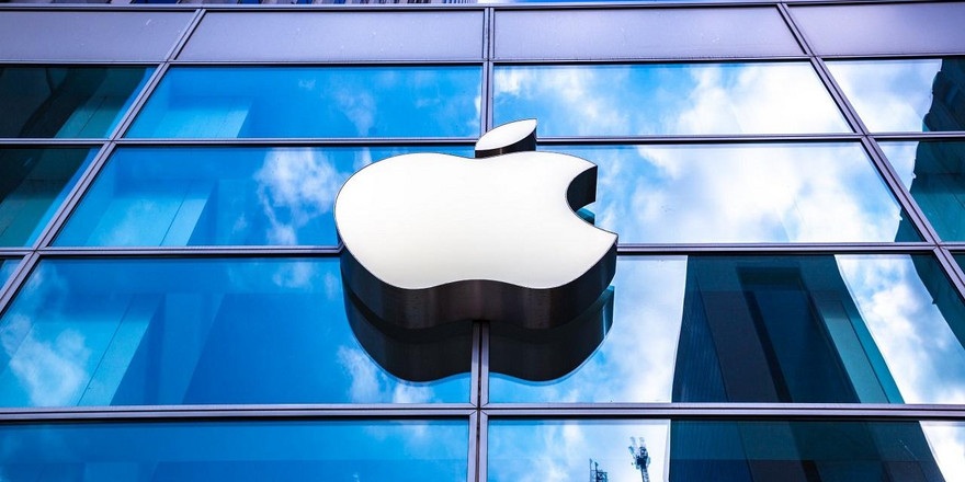 Акции Apple достигли рекордной стоимости – капитализация компании близка к $3 трлн