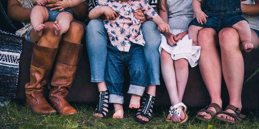 Белорусы и кризис: как живет молодая семья у родителей, с кредитами и рассрочками