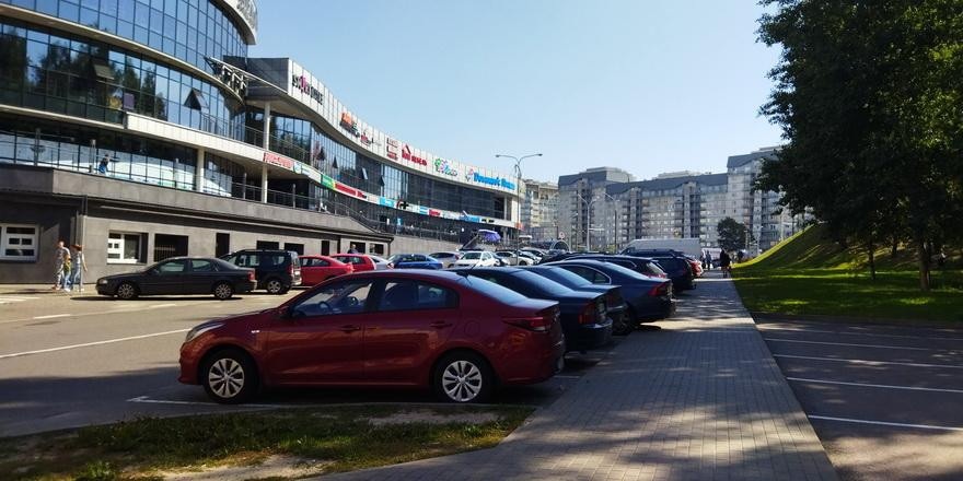 Время платить: МНС начислило транспортный налог для владельцев авто