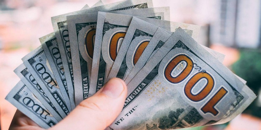 Когда доллар уже по 3 рубля в обменниках: как успеть выгодно купить валюту