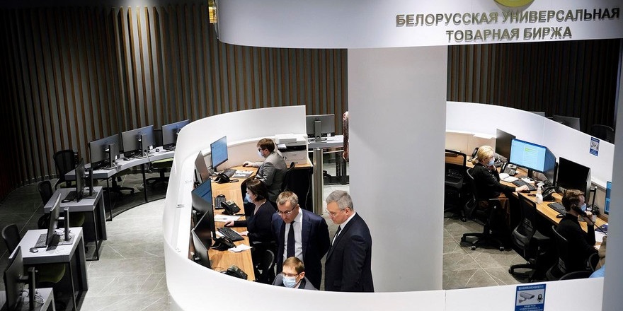Юрлица смогут продать залежавшийся товар на электронных торгах БУТБ