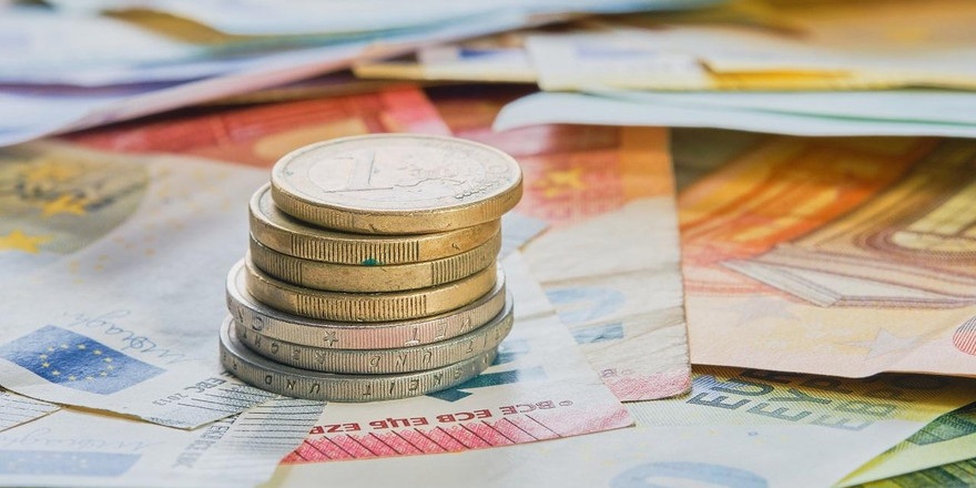 Перемены в условиях потребкредитов, новые продукты и тарифы для юрлиц – обзор банковских изменений