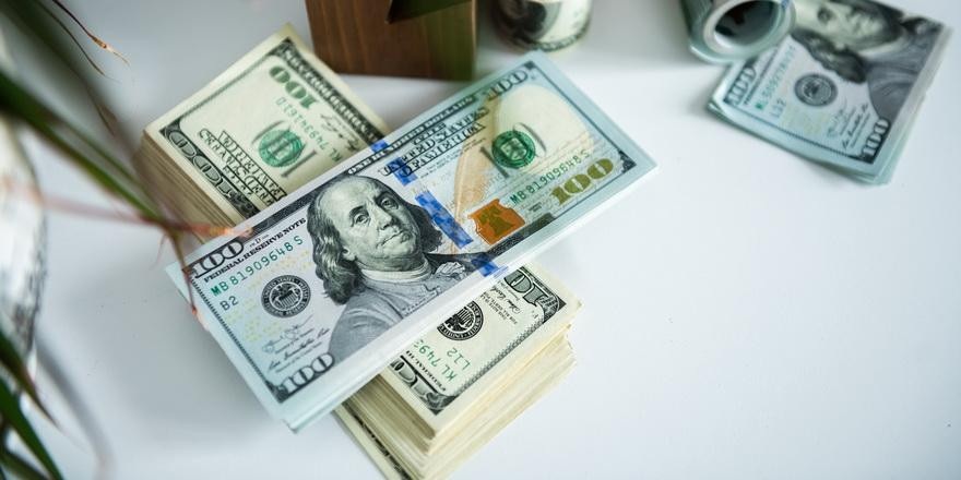 Без перемен ожидать роста реальных зарплат до $500 и выше не стоит. Мнение