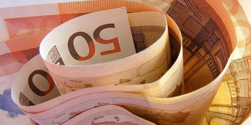 Курсы валют на 26 июня: курс доллара – 2.3839, курс евро – 2.6753, российский рубль – 3.4486