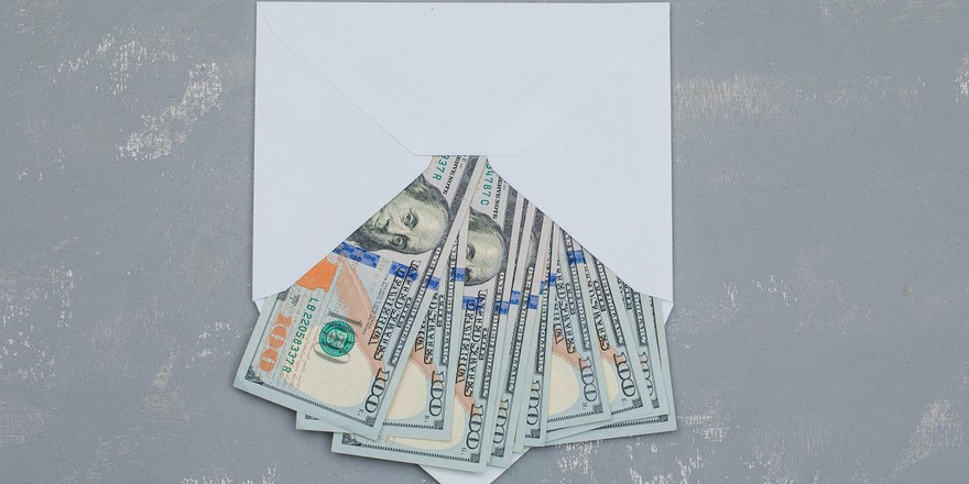 Снижение процентов по кредитам на жилье и рост ставок по рублевым вкладам – обзор банковских изменений