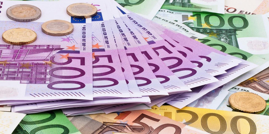 Запрет на пополнение вкладов, новые возможности интернет-эквайринга – обзор банковских изменений