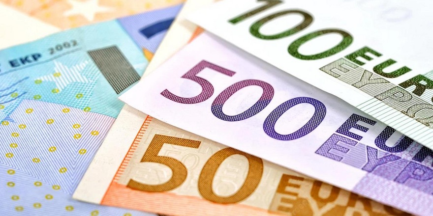 Проценты по кредитам продолжают снижаться – обзор банковских изменений