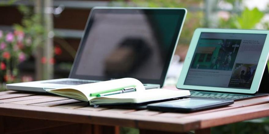 Прокуратура: использовать интернет в личных целях на работе - это коррупция