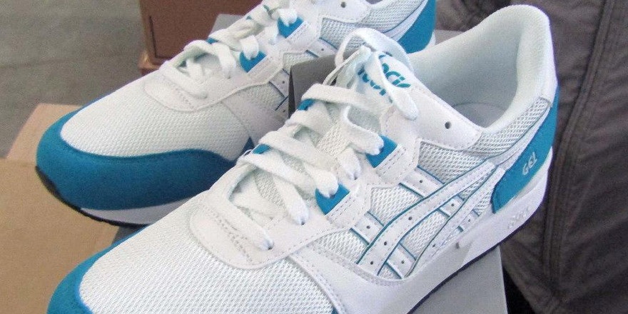 Одежду, обувь и косметику на 2 млн рублей задержали на белорусской границе 