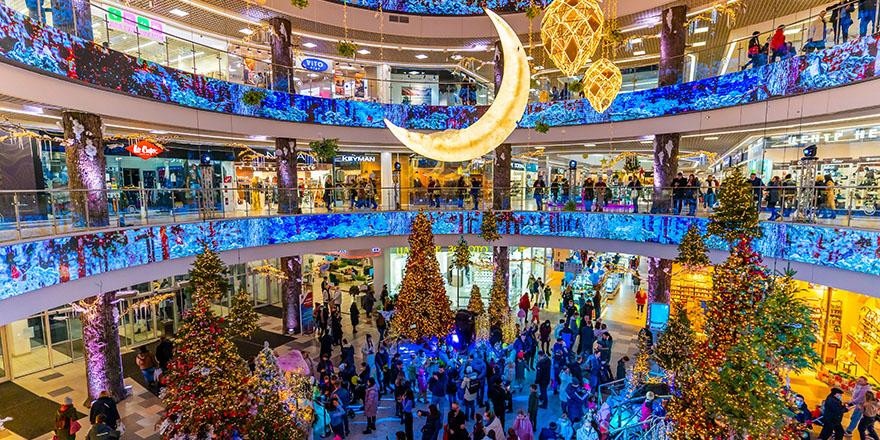 ​Зимняя сказка в ТРЦ Dana Mall! Приходите за новогодним настроением и лучшими покупками!