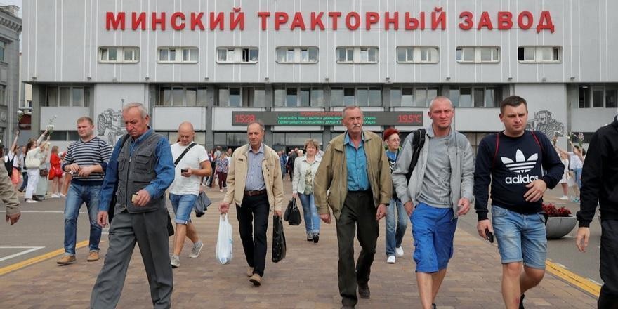 В Трудовой кодекс внесли изменения: разрешили увольнять за отбытие «административки» и призывы к забастовке