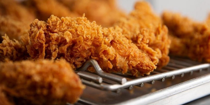 1 июля - международный день куриных крылышек. Сколько их съедают белорусы