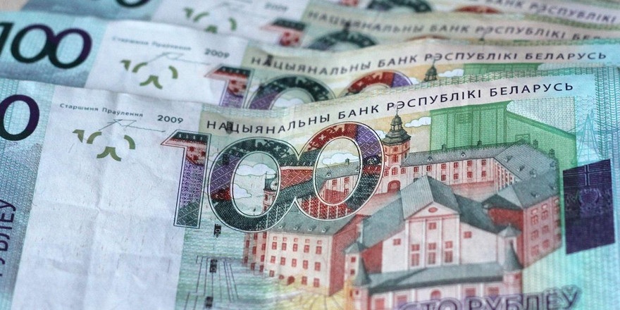 Передышка в снижении ставок: лишь один банк менял условия по депозитам. Банковский обзор
