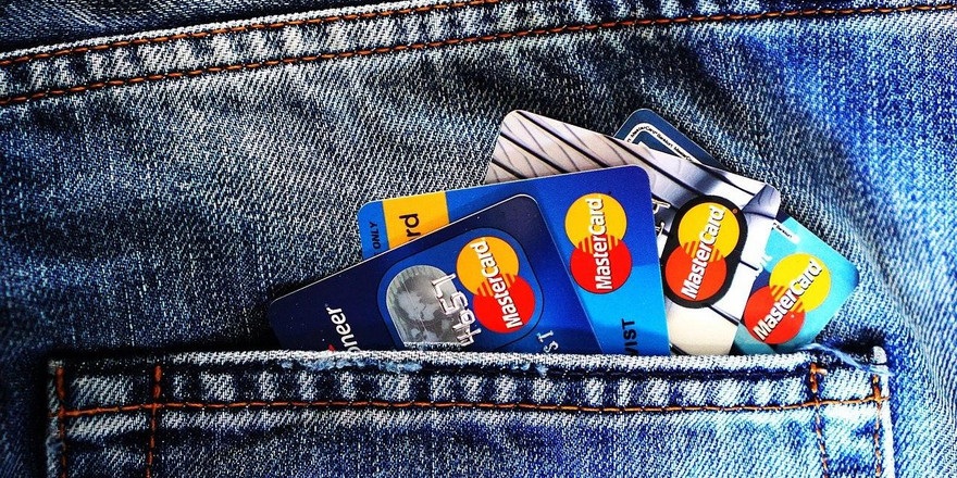 Карты Mastercard Альфа-Банка все еще не работают за границей: как вывести деньги?