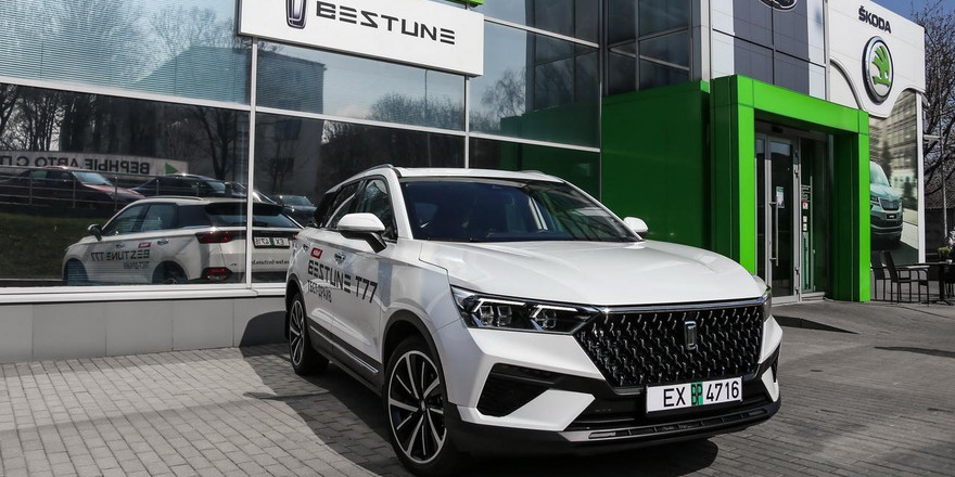 Китайский внедорожник Bestune T77 пришел в Беларусь: сколько стоит новый авто