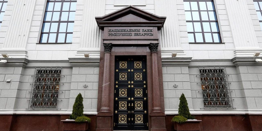 Нацбанк: годовая инфляция в апреле выросла до 16,8%, а базовая — до 17,2%. Смотрим, что дорожало быстрее