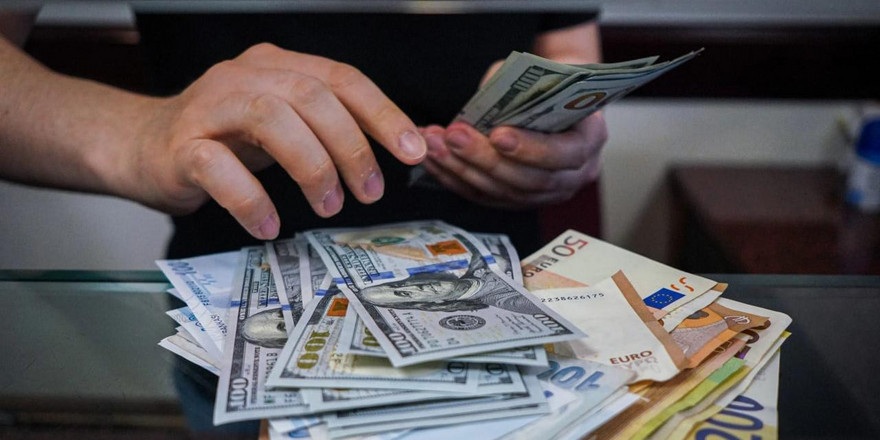 Курсы валют на 11 августа 2022: курс доллара – 2.5768, курс евро – 2.6547, российский рубль – 4.2483