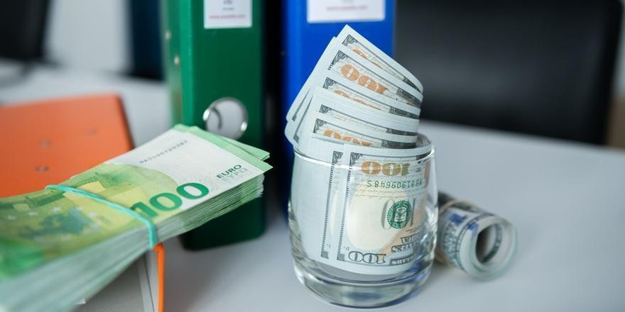 Прогноз по валютам: доллар упал, евро взлетел – что дальше?