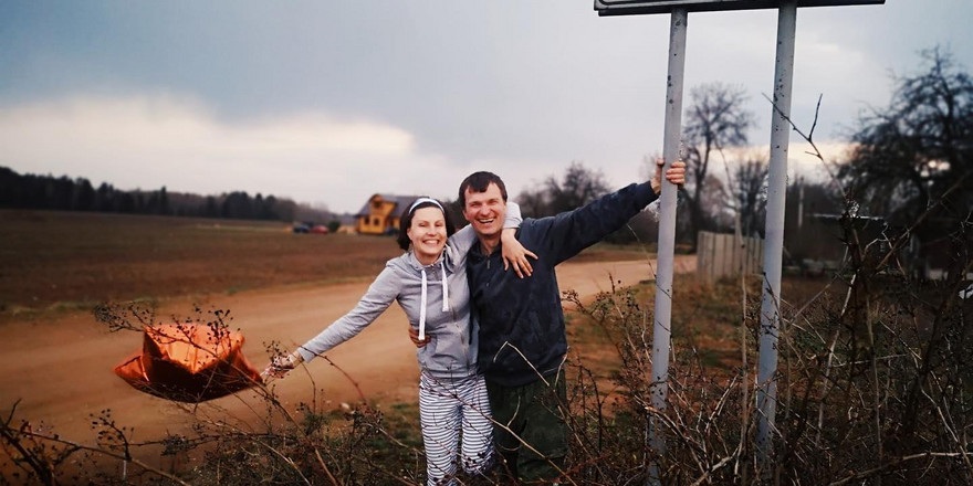 Эта семья продала квартиру в Минске, чтобы построить агроусадьбу. Что из этого вышло?