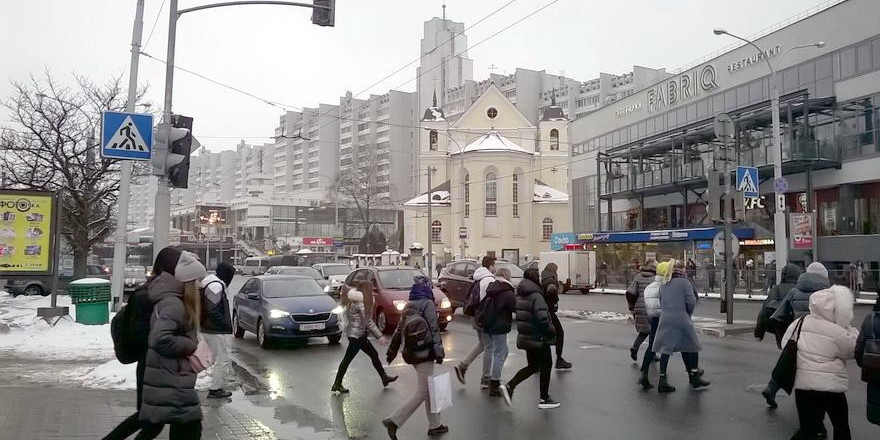 В налоговой посчитали, сколько белорусов должны заплатить транспортный налог в 2021-м