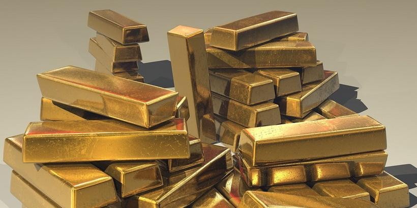 В августе на спасение рубля Нацбанк потратил более $1 млрд. Рекордное падение ЗВР