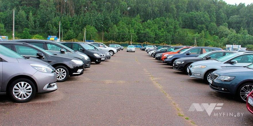 В Беларуси снова подешевело автомобильное топливо