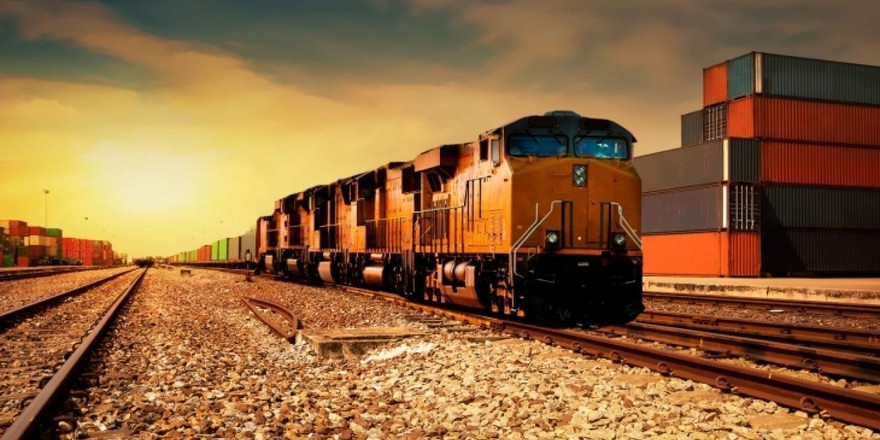 Как сработал транспорт в январе – апреле: смотрим на цифры