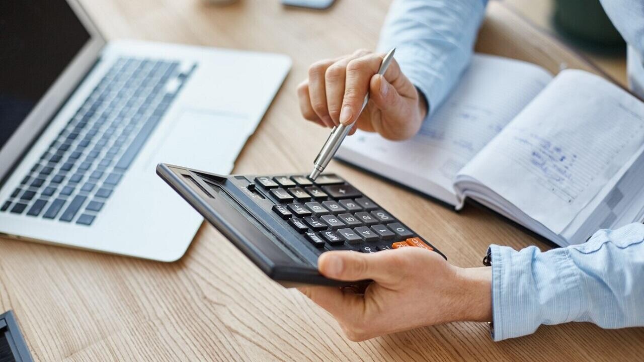 Для некоторых работников бюджетной сферы увеличат размеры доплат. Кому и когда?