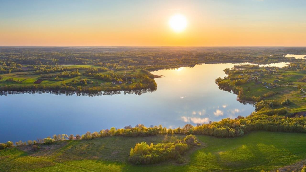 Жара до +29°С, дожди с грозами – смотрим прогноз погоды по Беларуси на 3 дня