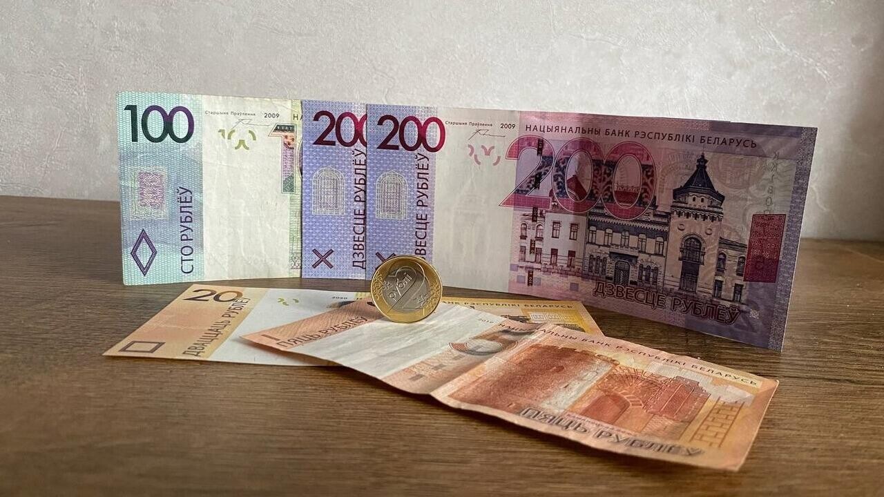 Кто получает самые большие зарплаты в Беларуси