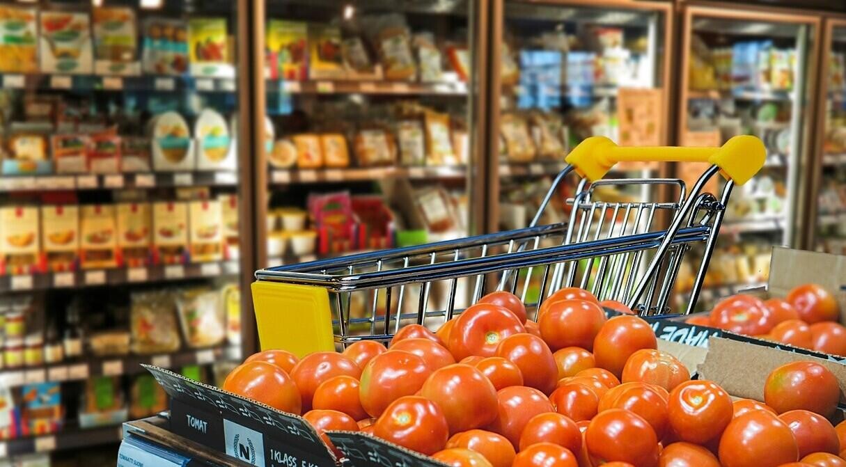 Дисконтные программы белорусского ретейла. Где выгоднее покупать продукты и сколько можно сэкономить?