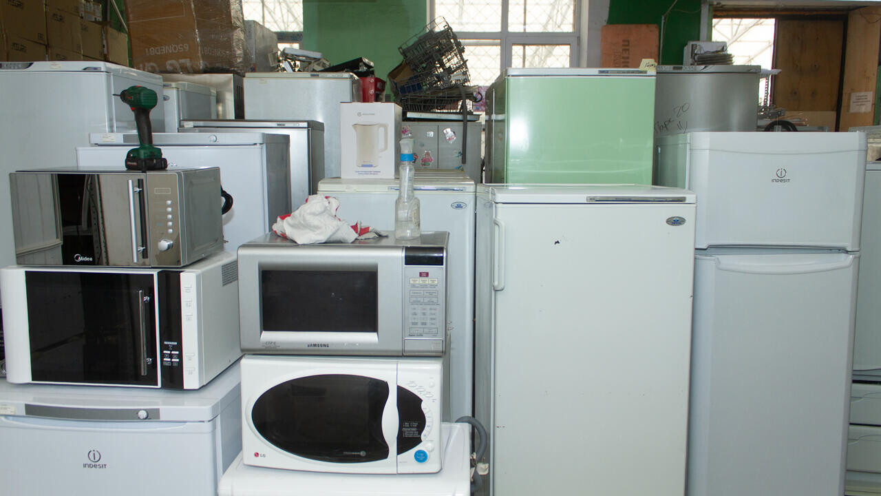 Что и за сколько продают в магазине уцененной бытовой техники?