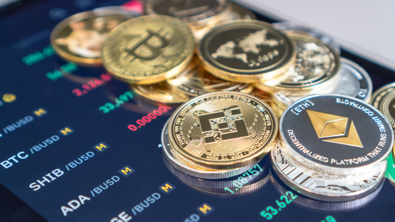 Криптостарт: как новичку выбрать кошелек, платформу и стратегию — советы от экспертов рынка